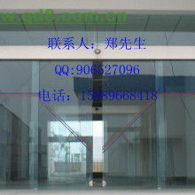 江門市強強五金制品廠 專業(yè)生產與銷售高品質拉手、門夾、浴室鉸及塑料制品